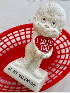 1970s "Be My Valentine" Gift Statue, Retro Russ Berrie Figurine, Spouse Gift